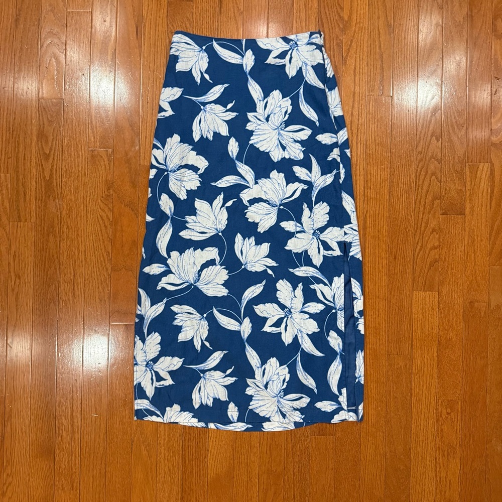 Gap Linen-Blend Maxi Skirt Womens XS Floral Print side Slits Cottagecore Coastal